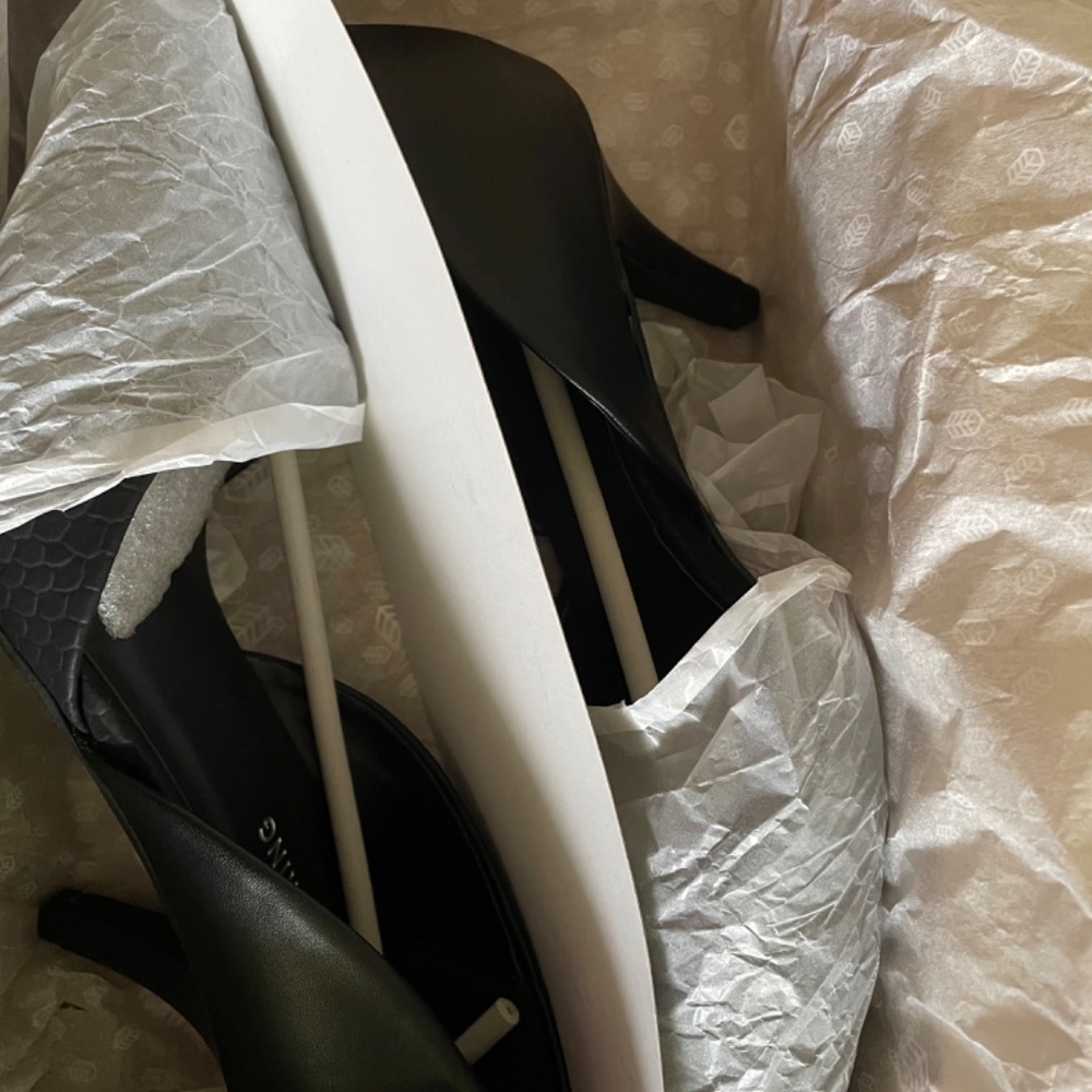 Heels - Picture 7 of 8